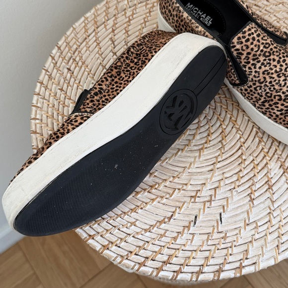 Michael Kors Tan and Black Animal Print Slip-On, great condition - Picture 2 of 3